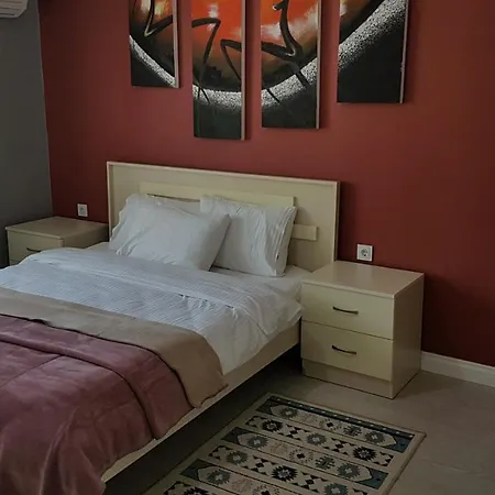 Lejlighed Lara Dogankent Cosy Family House *